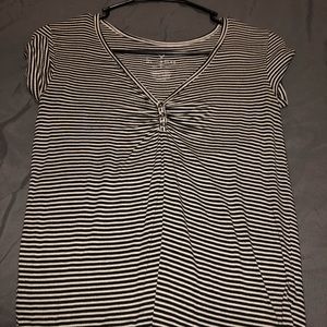 American Eagle top